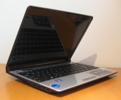 Asus UL20A review - Liliputing
