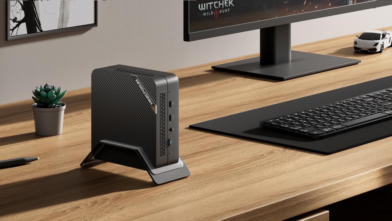 MINISFORUM launches UM560XT mini PC with Ryzen 5 5600H for $219