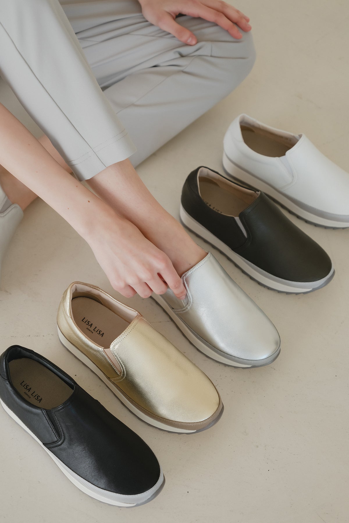 スリッポンスニーカー(GOLD) – LiSA LiSA ONLINE SHOP