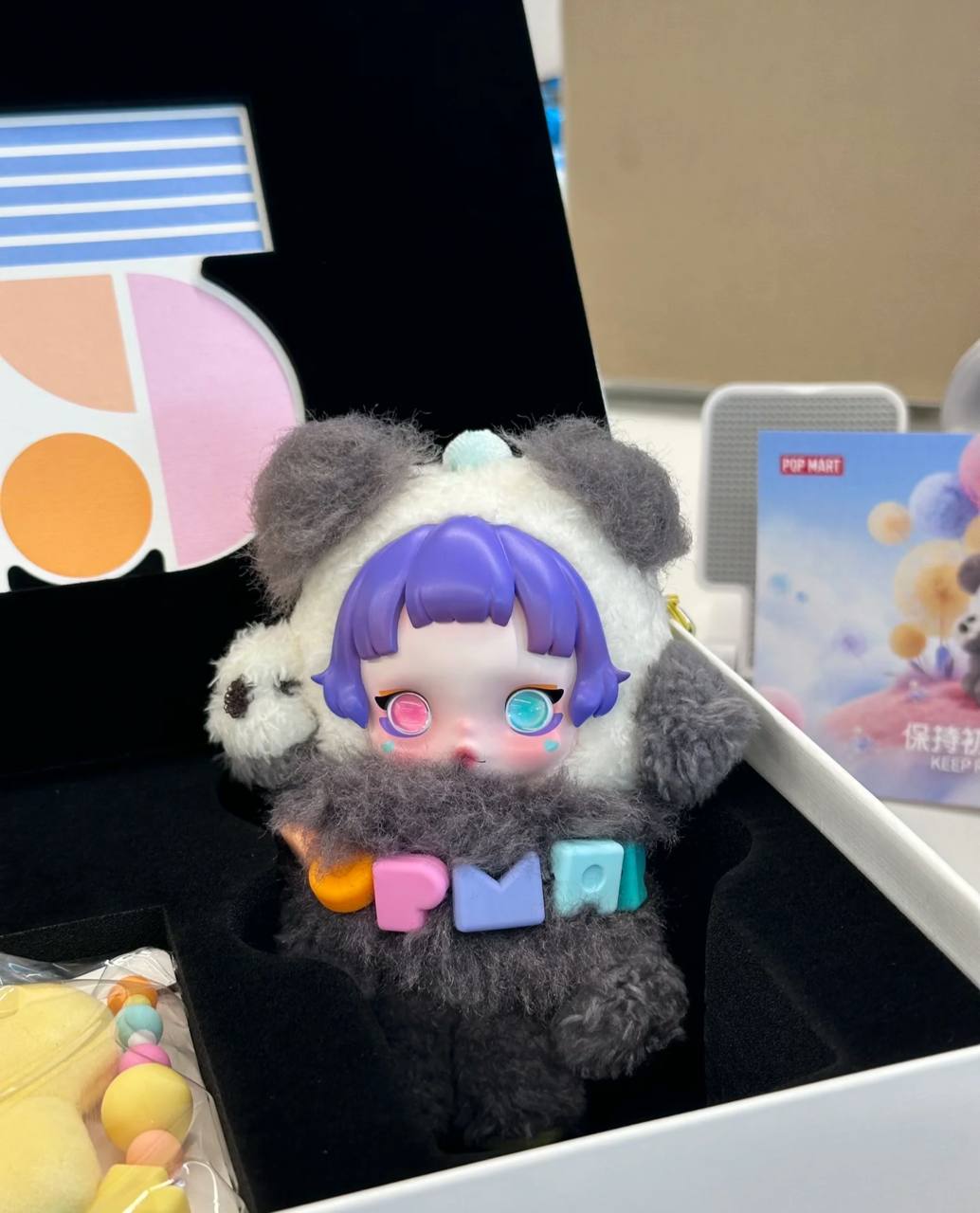 pre order] Pop Mart 15th Anniversary Employee Skullpanda Gift Box