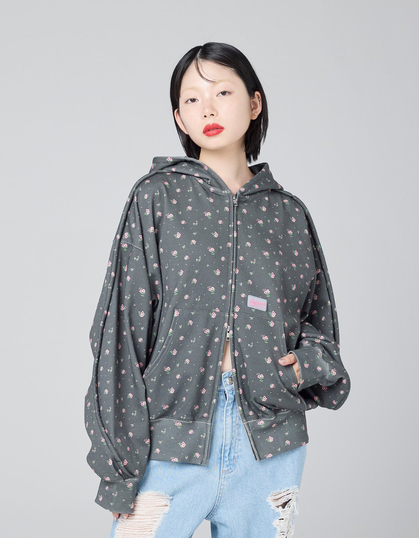 little sunny bite (リトルサニーバイト) floral hoodie / BLACK