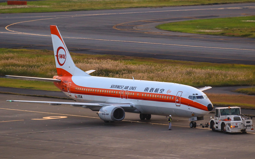 JTA Boeing 737-400 1:130 南西航空カラー JTA Boeing 737-400 1:130