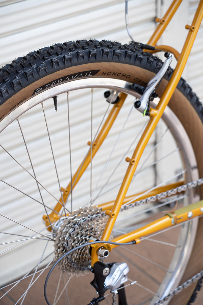 RIVENDELL* susie w. longbolts/wolbis slugstone / BUILT BY BLUE LUG