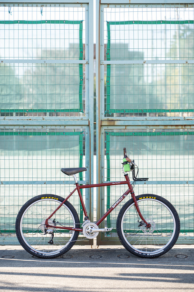 SURLY* disc trucker / BUILT BY BLUE LUG - CUSTOMER'S BIKE CATALOG