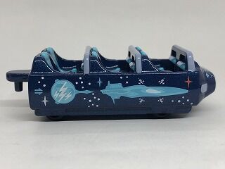 もうすぐ終了？ でもトミカは初登場のスペースマウンテン : おもちゃ