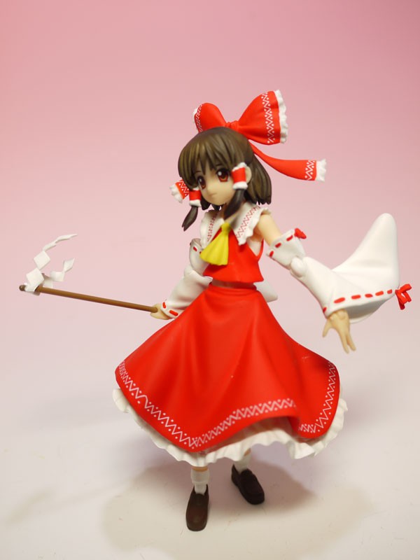 レビュー figma 東方Project 博麗霊夢 東方は今日も赤く萌えています