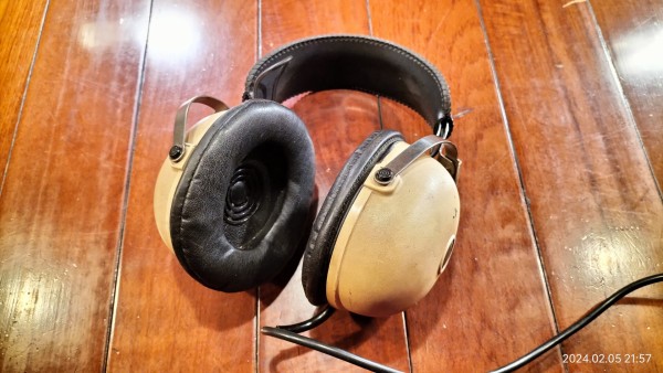 1974/昭和49/Pioneer/SE-20A/ヘッドフォン/8Ω/標準プラグ/「傷だらけの