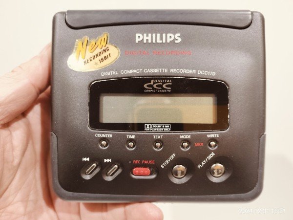 1994/平成6/PHILIPS/DCC170/DIGITAL COMPACT CASSETTE RECORDER/18 BIT