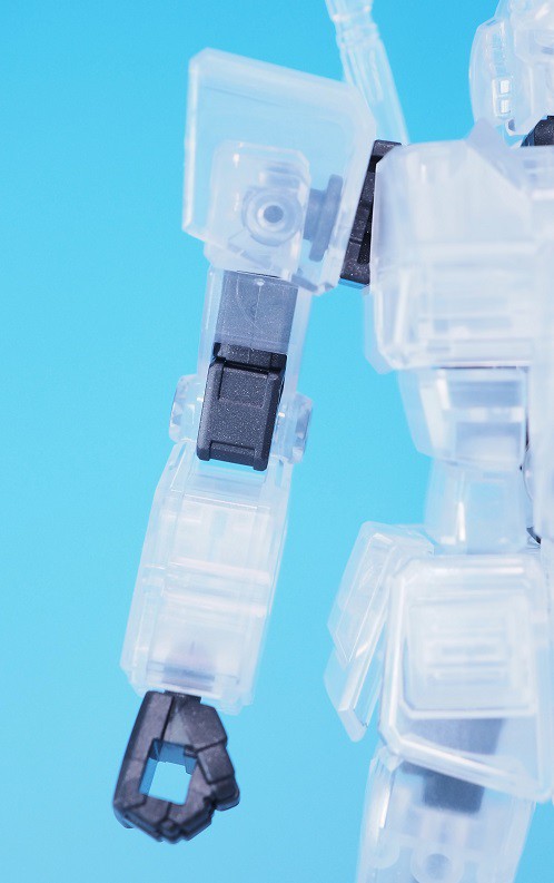 EG RX-78-2 ガンダム [クリアホワイト] レビュー : おもちゃの巣（玩具