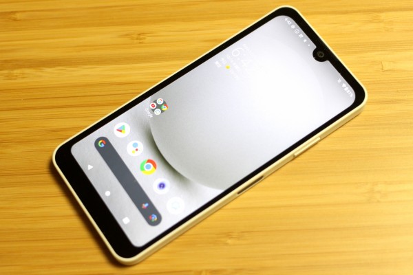 5G対応エントリースマホ「AQUOS wish3」のメーカー版・楽天モバイル版