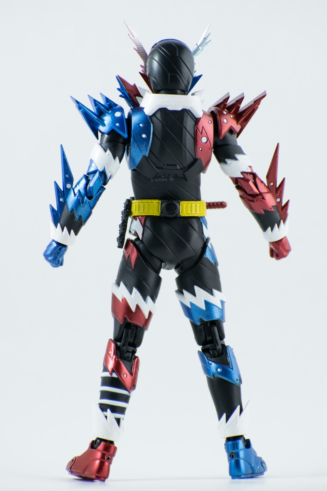 レビュー】S.H.figuarts 仮面ライダービルド ラビットタンク