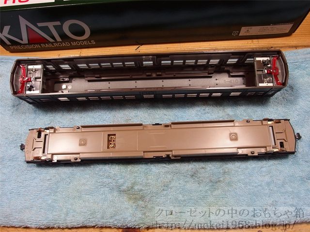 KATO HOクモハ40 入線 ヘッド/テールライト常点灯化 : クローゼットの