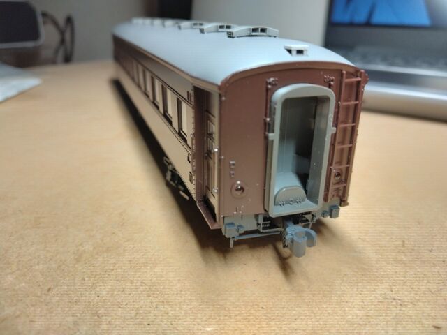 KATO HO オハフ33 茶 旧型客車増備 : クローゼットの中の鉄道模型