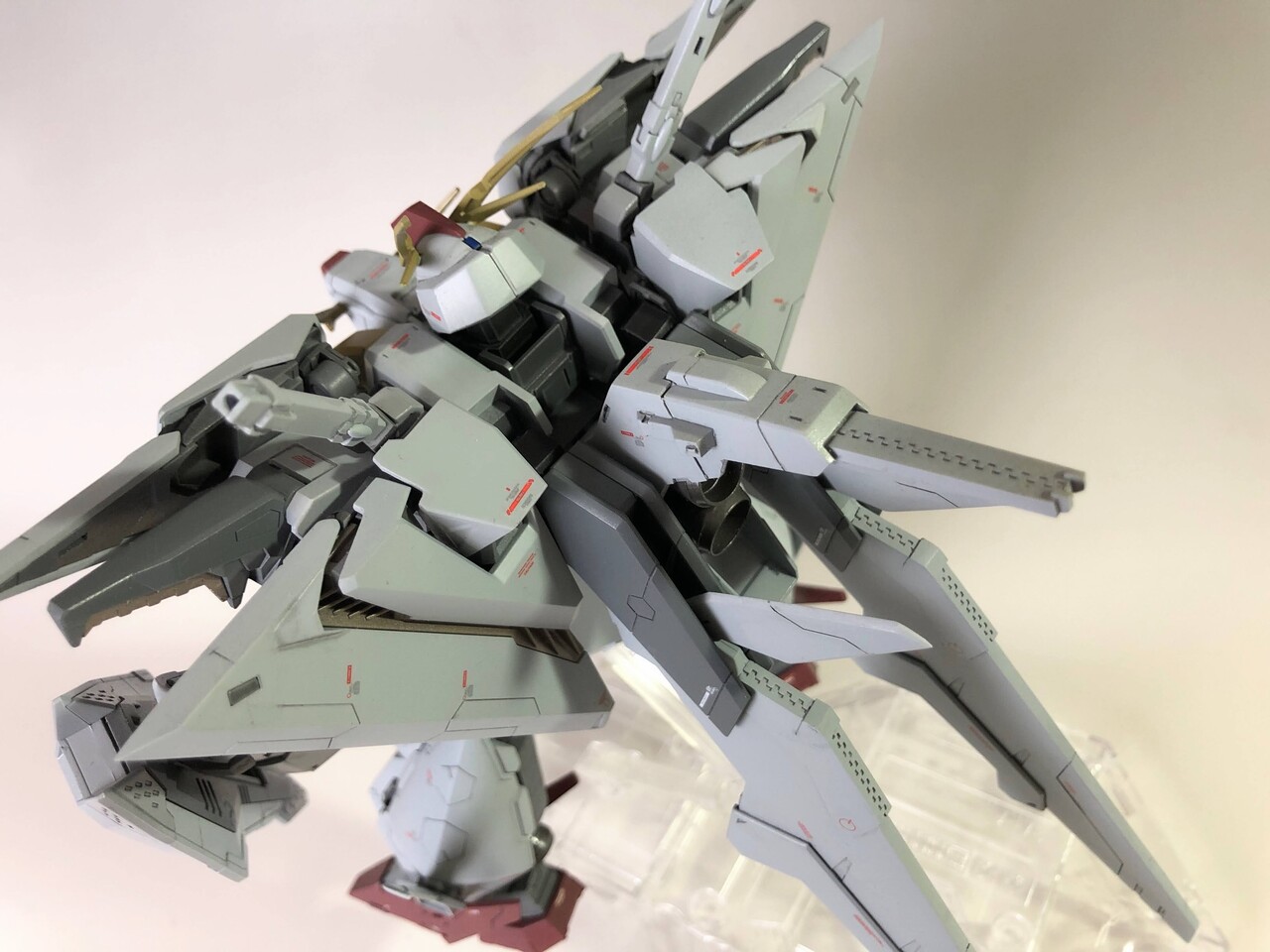 hgucクスィーガンダム製作記その19 完成 : 戦争の子犬たち