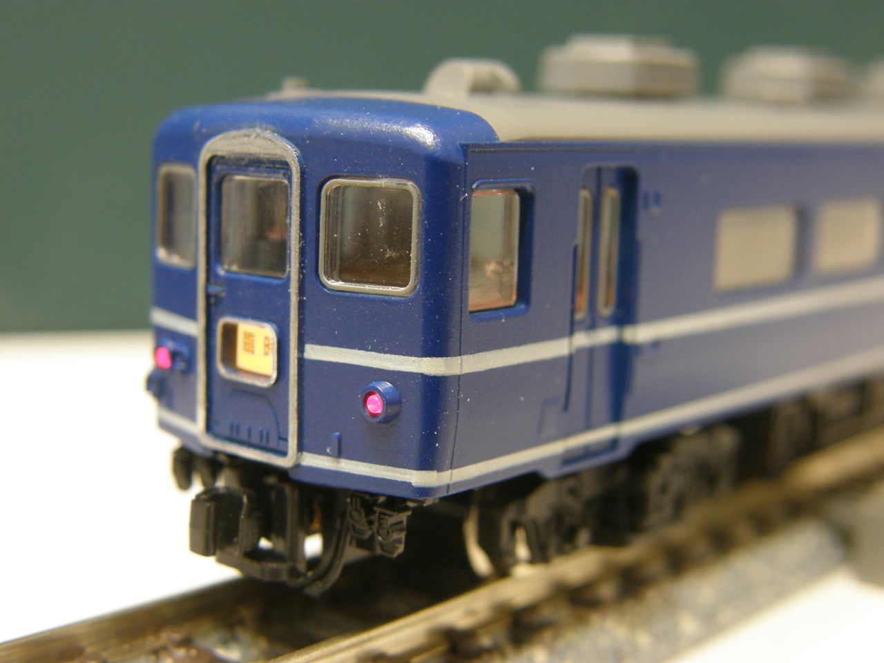 KATO 「14系客車に、ジャンパ栓パーツを取り付ける。」 : エヌゲ道