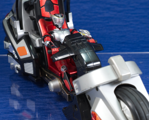 レビュー バンダイ 仮面ライダー龍騎 R&M ポピニカ DXライドシューター