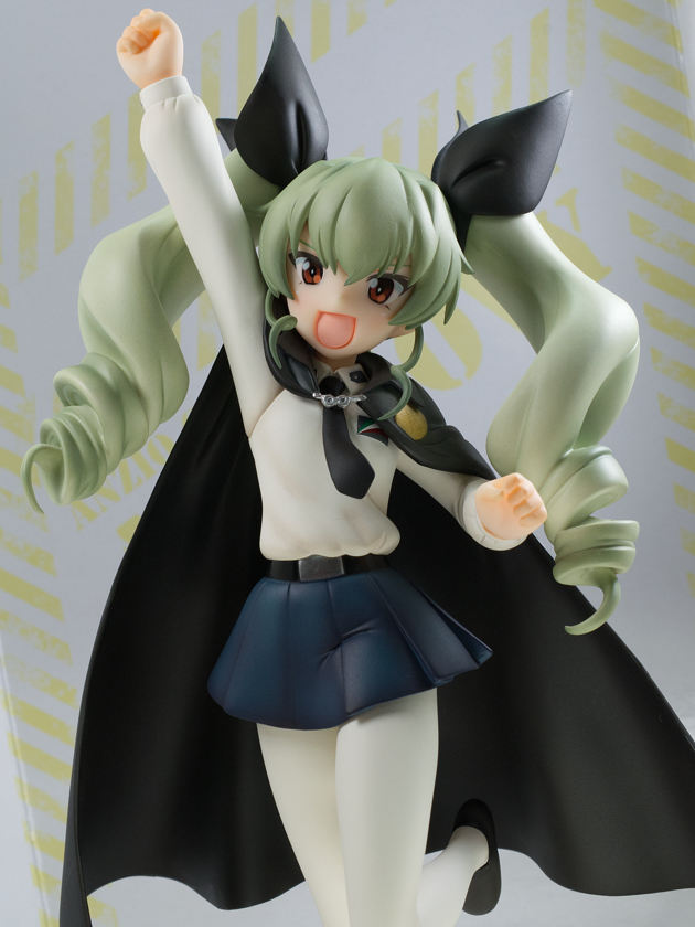 ☆ ガールズ&パンツァーフィギュア アンチョビ 1/8スケール 足折れ有り