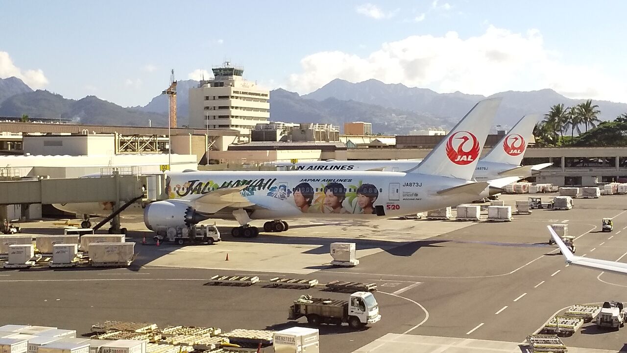 ハワイ旅行記④】日本航空JL791 ホノルル→関西 B787-9 ARASHI HAWAII