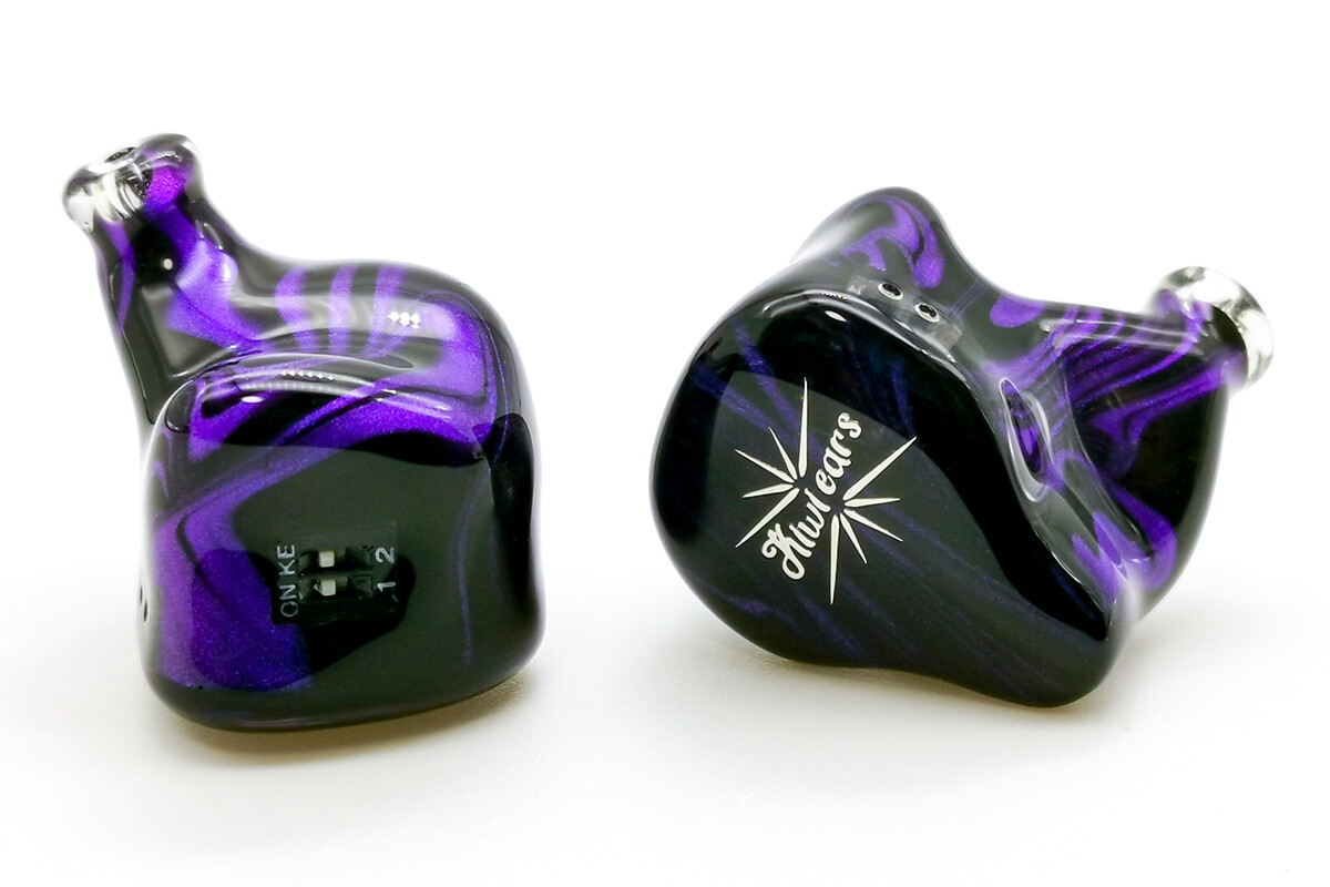 Kiwi Ears Quartet」 美しいデザインに圧倒的な低域を持つ2BA+2DD構成