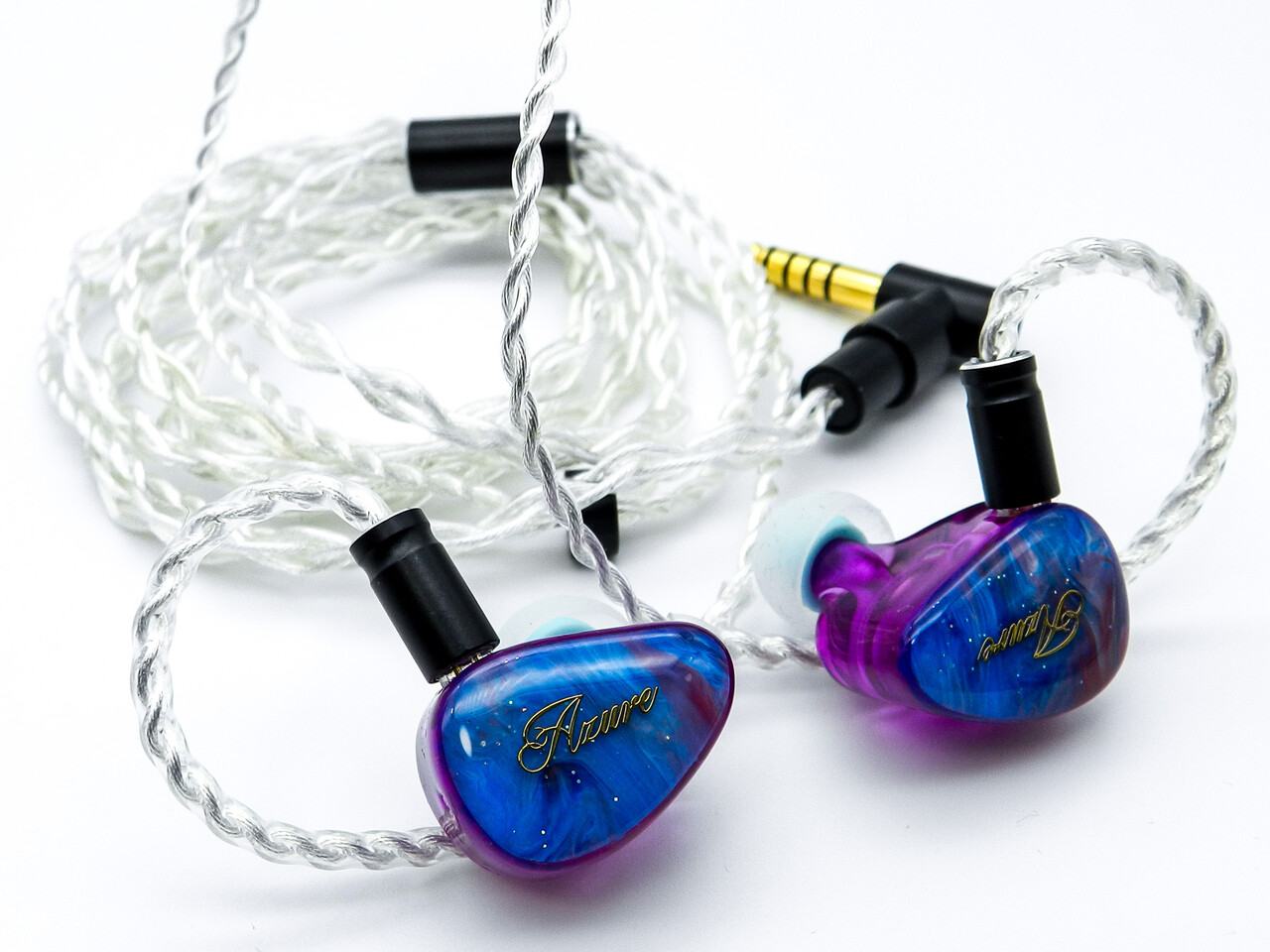 Beep Audio AZURE」 Knowles製BA+10mm+8mmのハイブリッド。ボーカル曲