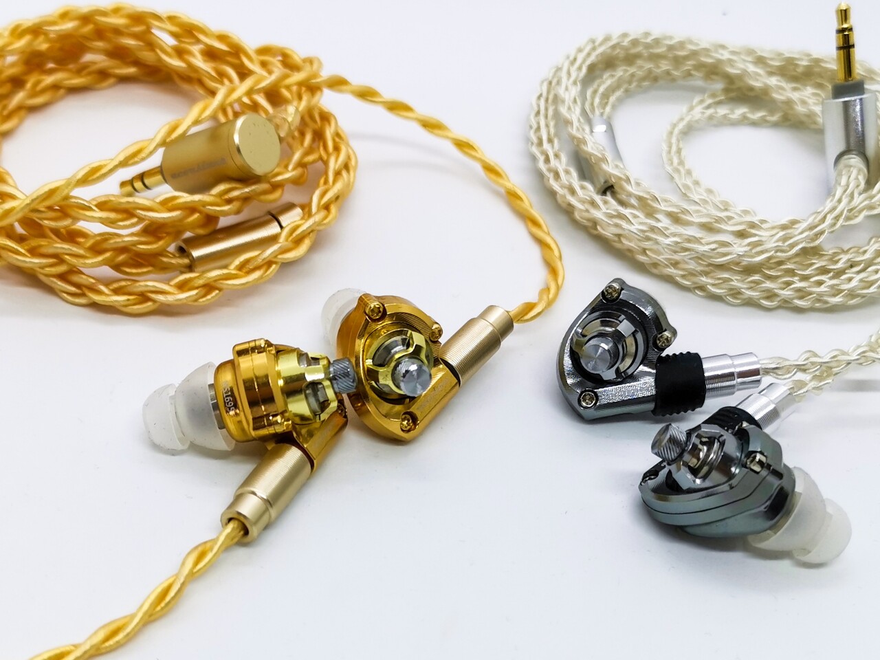 Acoustune 「HS1695TI Gold」 とにかくゴールドデザインが素敵で