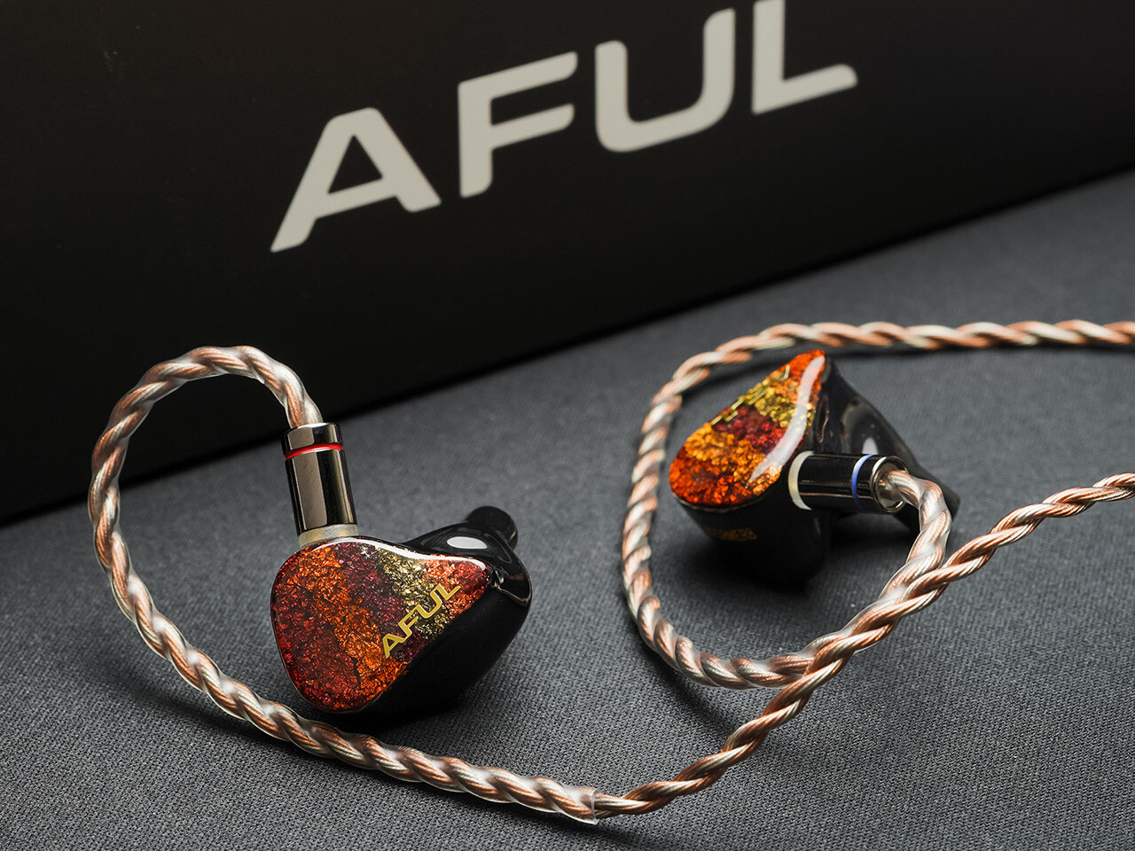 AFUL Performer8」 7BA+1DD構成に数々の特許技術で驚くほど上質な