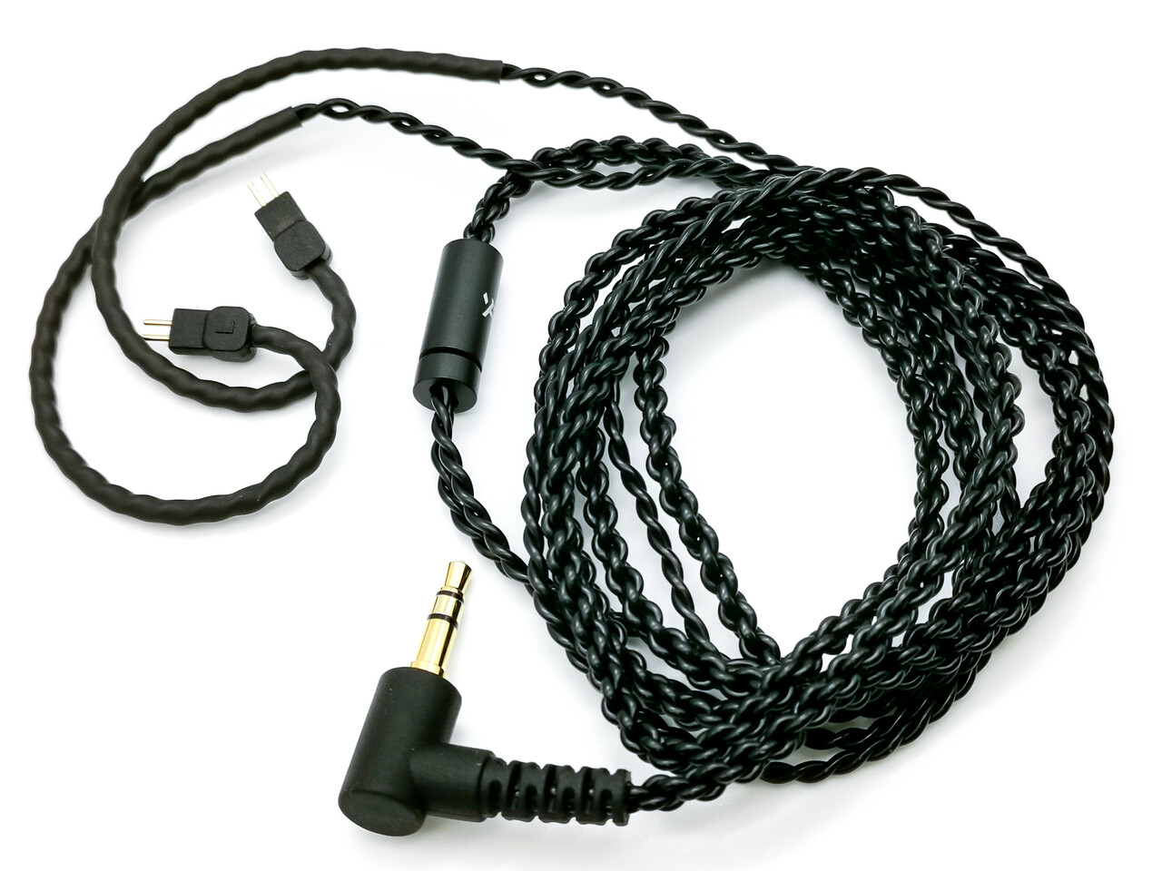 Truthear HEXA」 クールな外観に高度に計算された3BA+1DD構成の