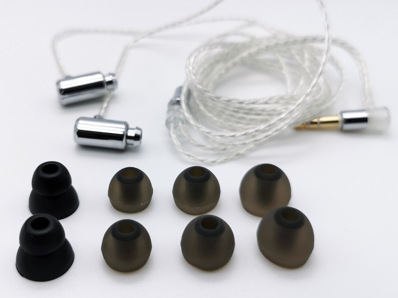 NICEHCK X39」 高音質の6mmチタンコート振動板ドライバー搭載。カラー