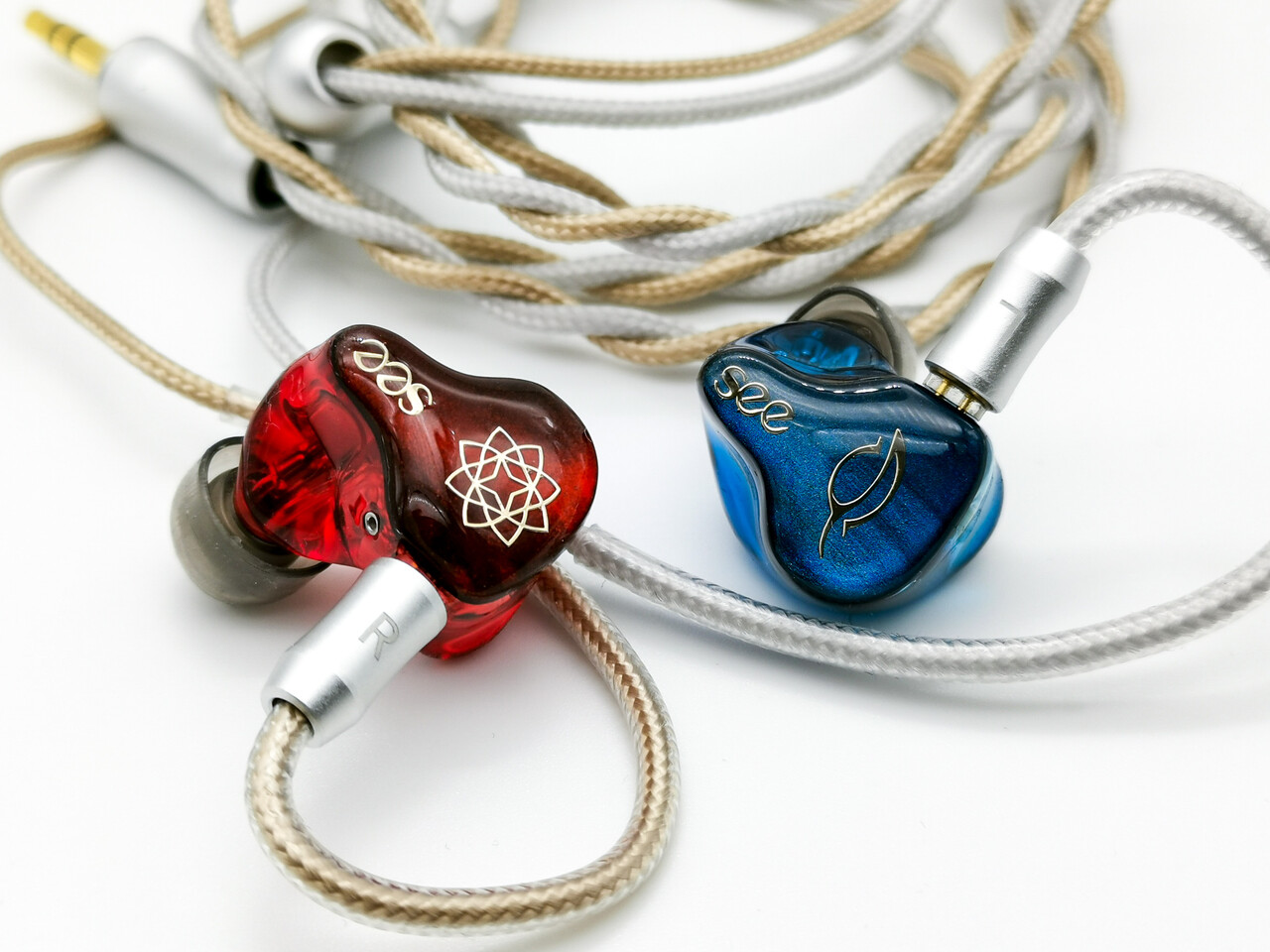 SeeAudio Bravery RB Edition」 高音質ミドルグレード4BAイヤホンの