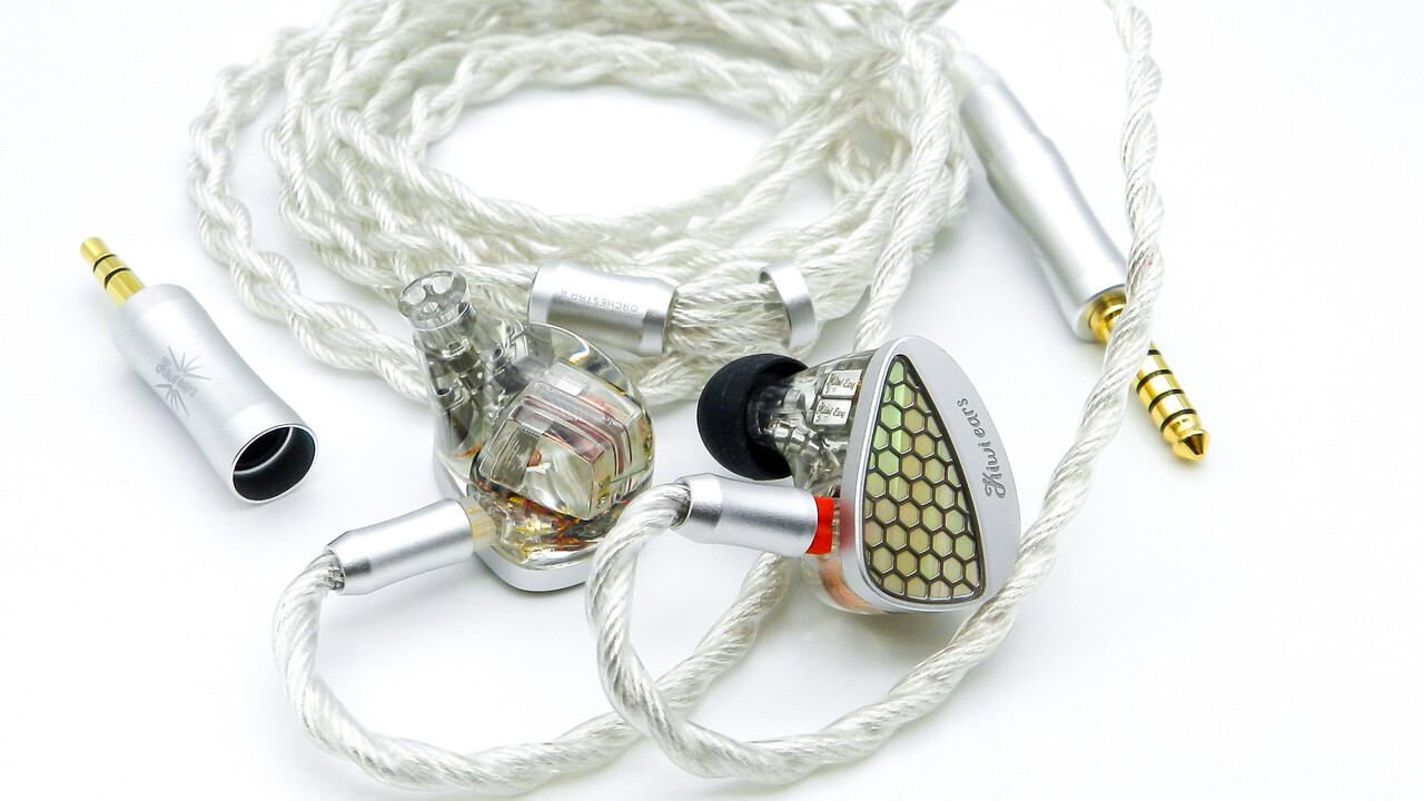 Kiwi Ears Orchestra II」 片側10BA、4WayのマルチBA仕様。安定性を