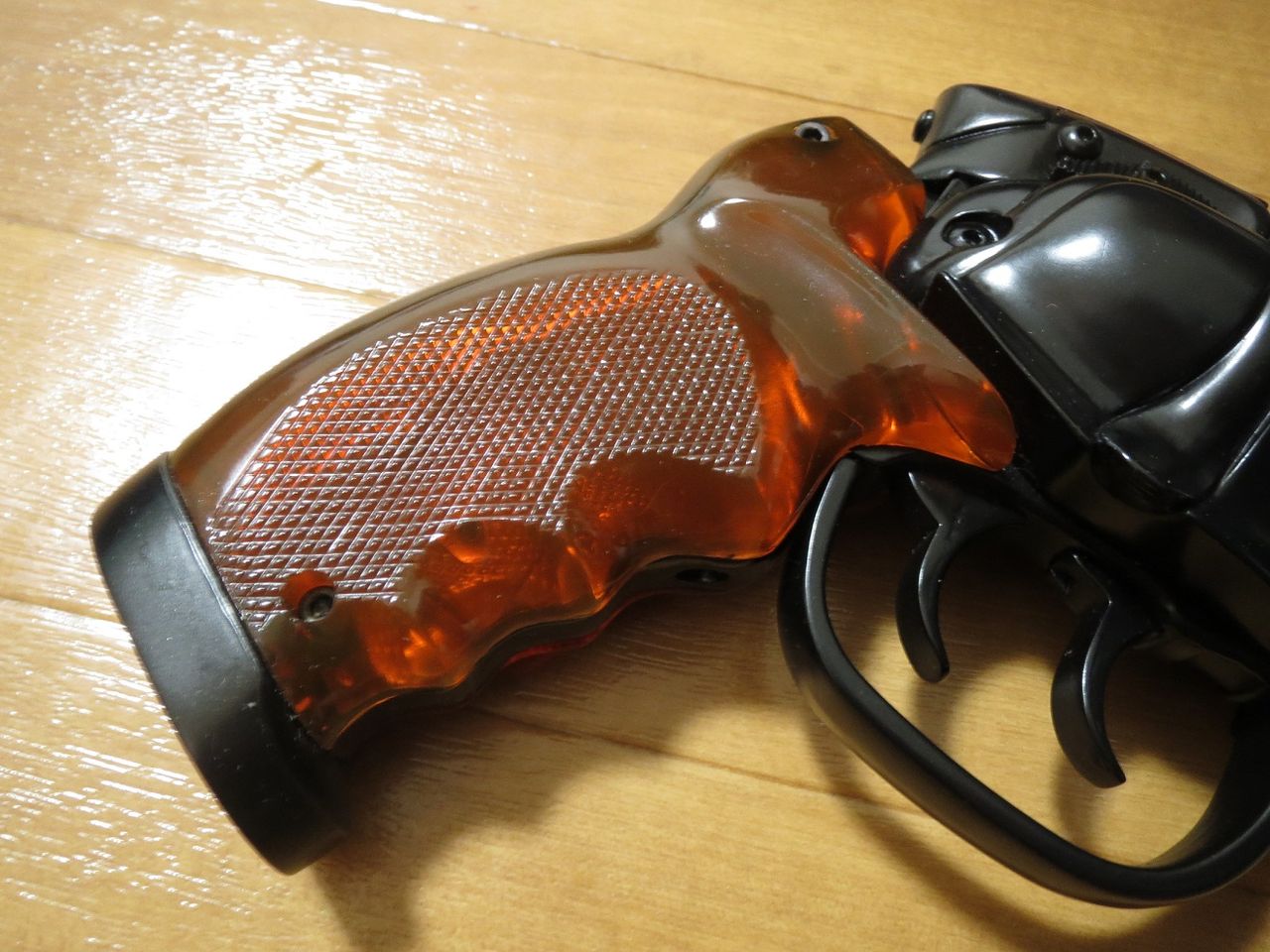 おすすめ！1万円前半の ブレードランナー デッカードブラスター