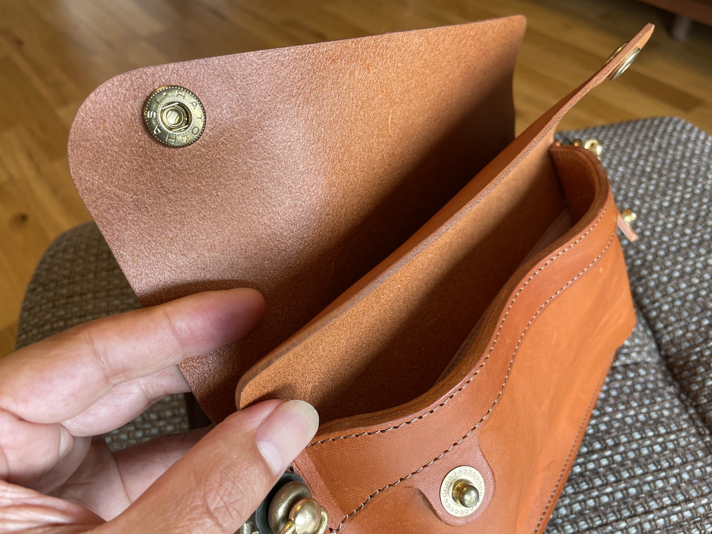 ビアベリー DOUBLE FLAPS S クラッチバッグをクロモリロードで試して