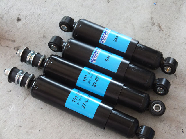 佐藤号 BILSTEINのショック交換と雨漏り！ : スタッフブログ｜ローバー