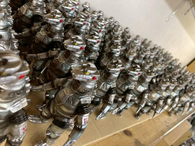 CCP ミドルサイズシリーズ メカゴジラ 重塗装Ver TOHOシネマ Amazon.co