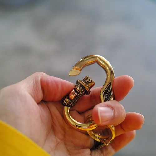 PEANUTS CARABINER : CHARCOAL*GREEN BLOG NEWS