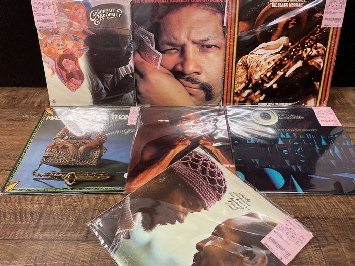 ◎12/8(木) RARE GROOVE 新着中古レコード 100枚放出!! : ディスク