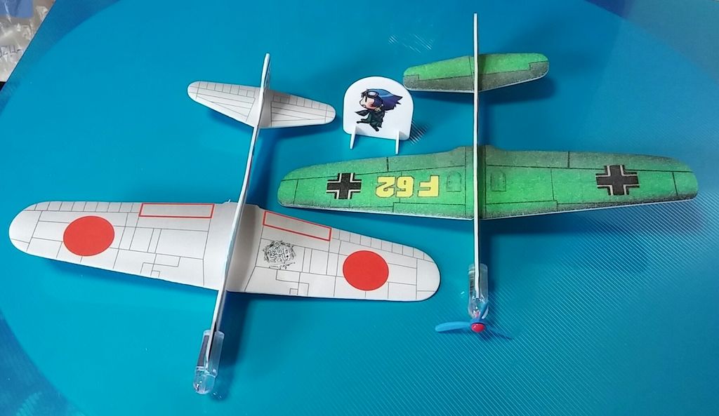 昭和～平成のソフトグライダー3 セガ 艦これ ドラゴンボールZ 駄菓子屋