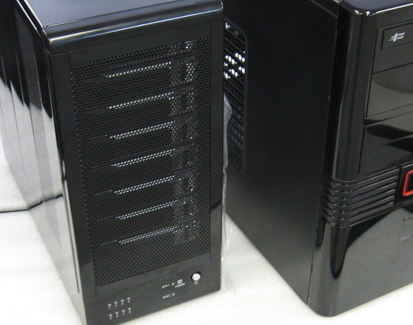 ハードディスク8台搭載可能なケースを検証 : ドスパラ - 製品レビュー