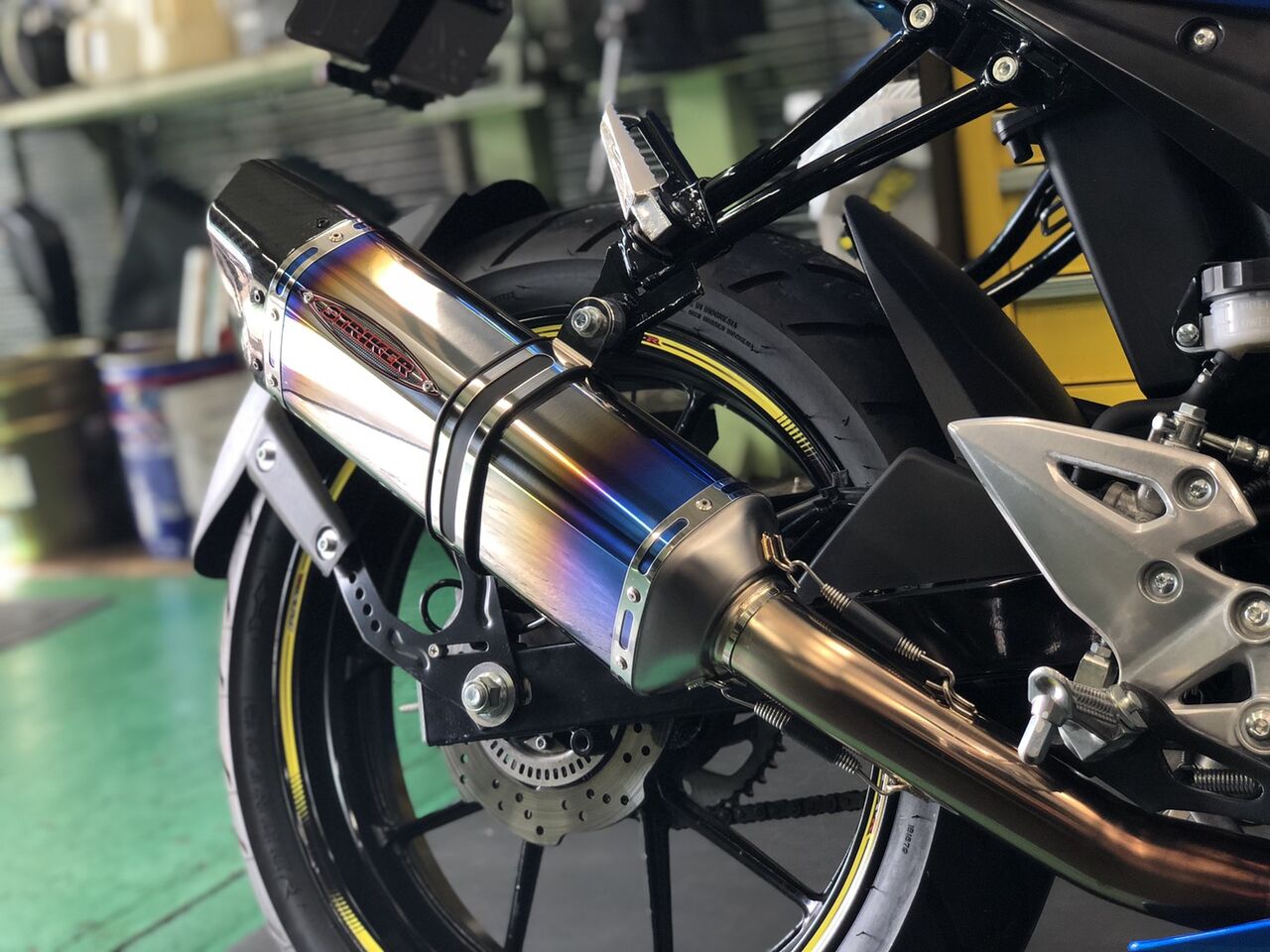 GSX-R125にフルエキマフラー取付！【ストライカー】 : 2りんかんブログ