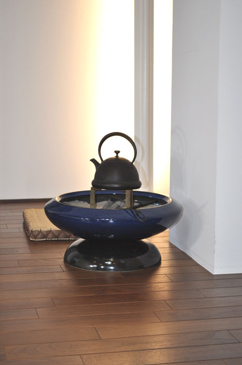 新タイプ開花火鉢 : 囲炉裏・火鉢・七輪のうんちく － 炭火道