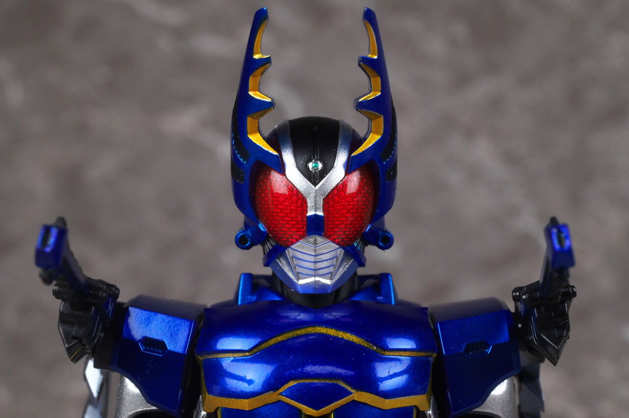 S.H.フィギュアーツ （真骨彫製法） 仮面ライダーガタック ライダー