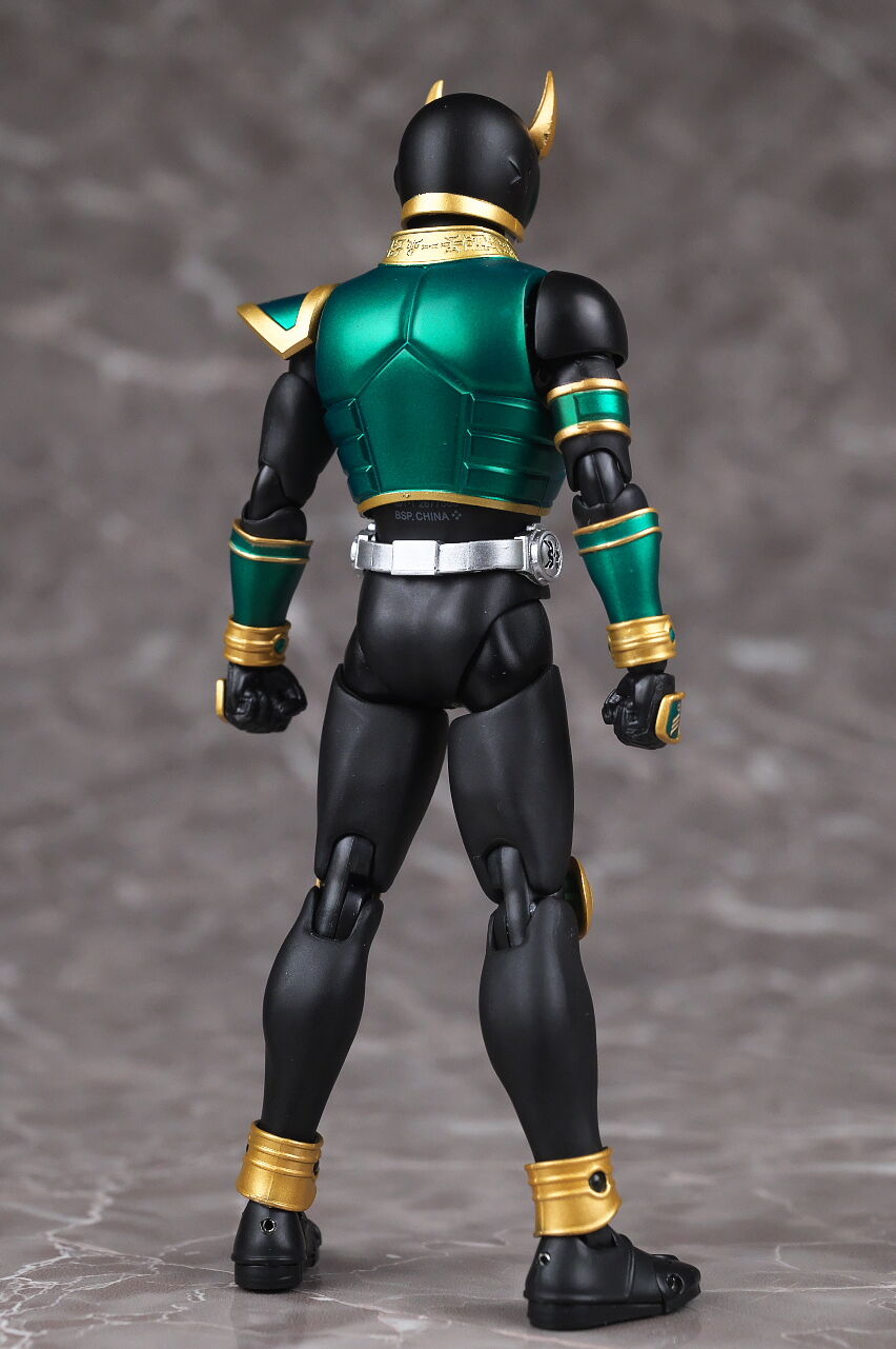 S.H.フィギュアーツ（真骨彫製法） 仮面ライダークウガ ライジング