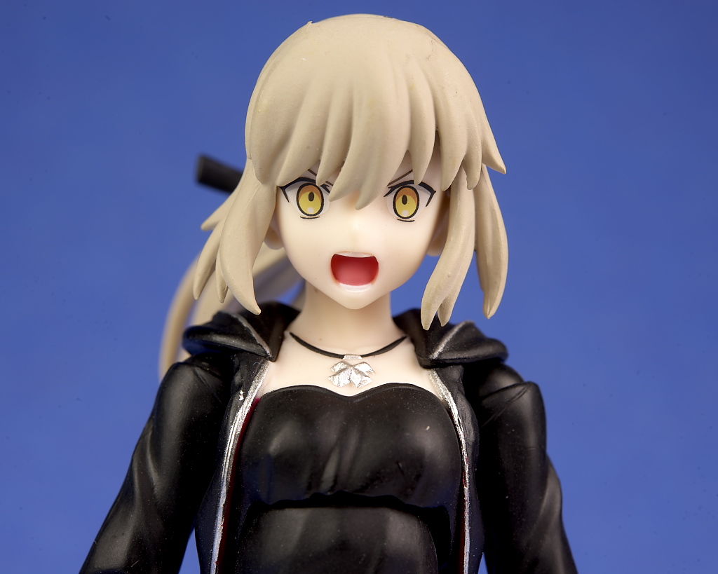 figma セイバー/アルトリア・ペンドラゴン〔オルタ〕新宿ver. レビュー