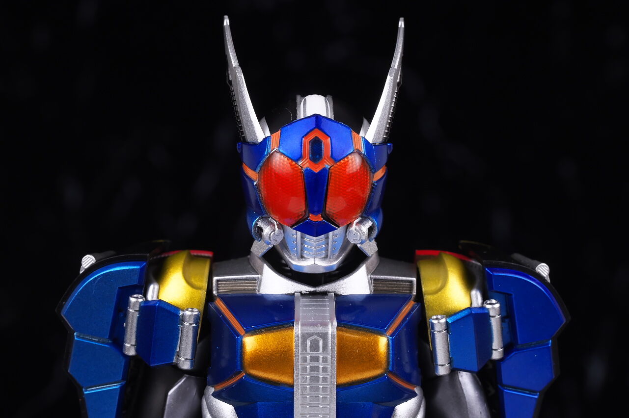 S.H.フィギュアーツ（真骨彫製法） 仮面ライダー電王 ロッドフォーム