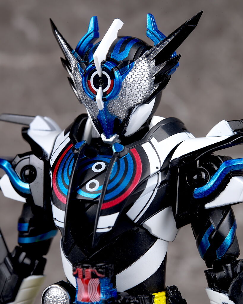 S.H.フィギュアーツ 仮面ライダークローズエボル レビュー : はっちゃか