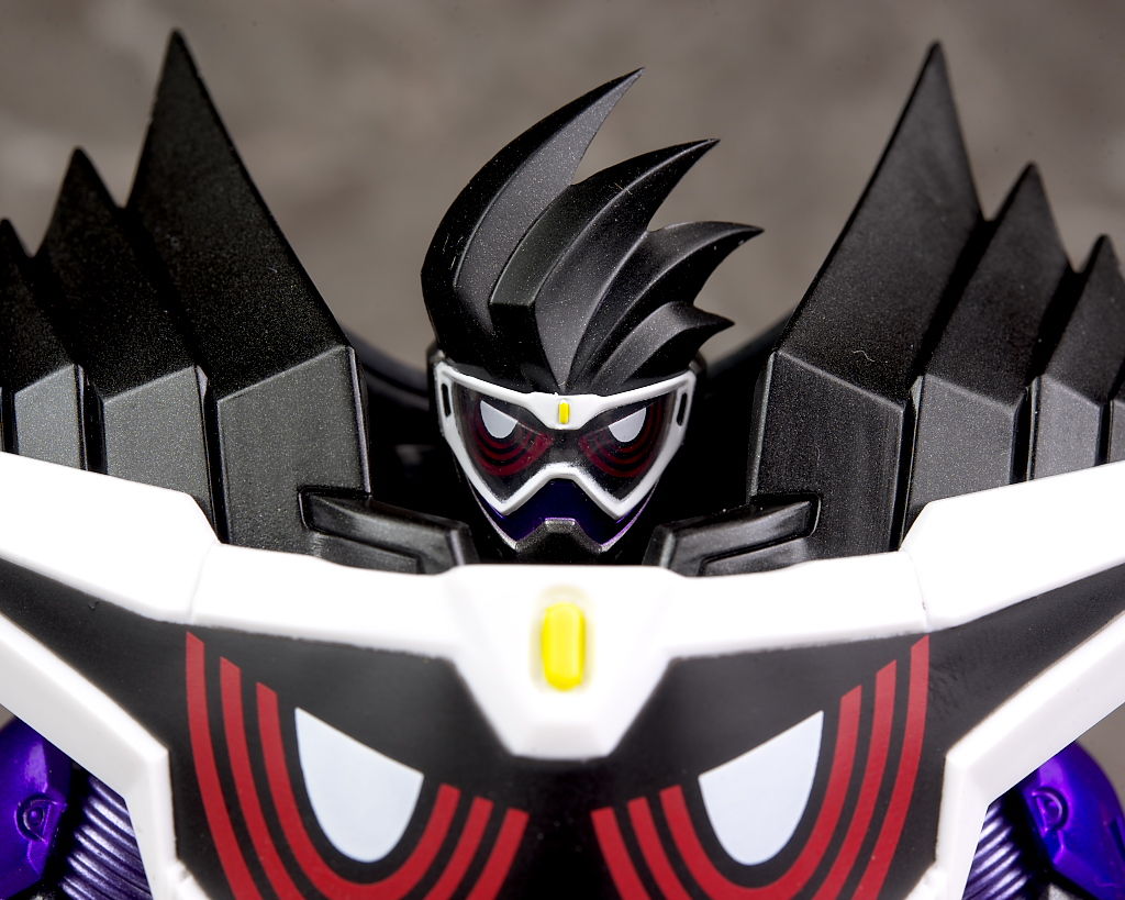 S.H.フィギュアーツ 仮面ライダーゲンム ゴッドマキシマムゲーマー