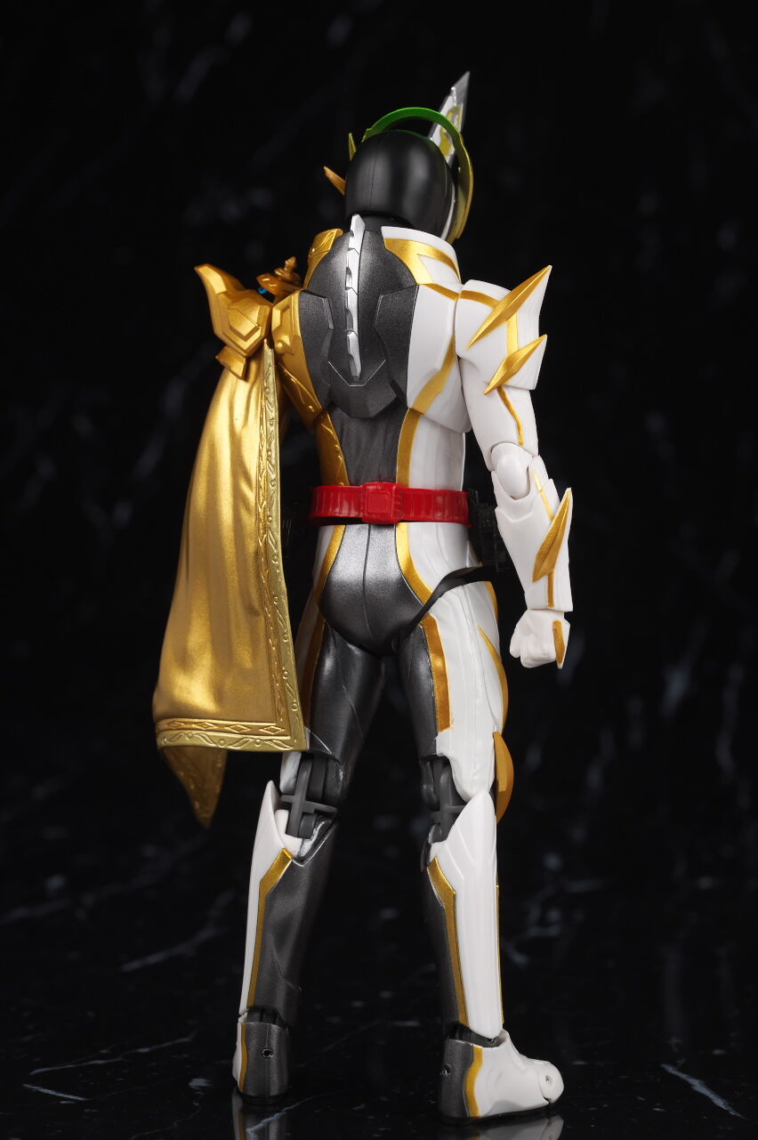 S.H.フィギュアーツ 仮面ライダーエスパーダ ランプドアランジーナ