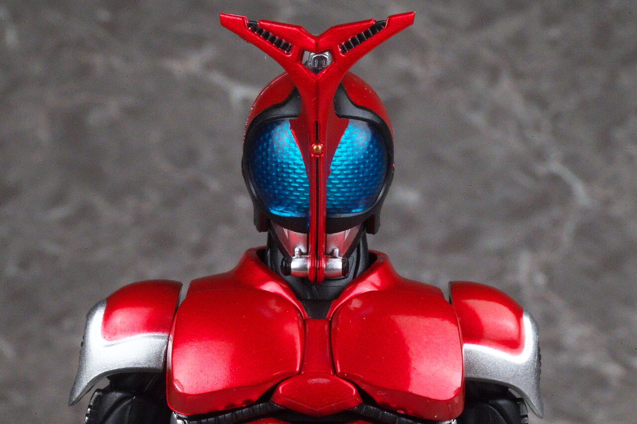 S.H.フィギュアーツ（真骨彫製法） 仮面ライダーカブト ライダー