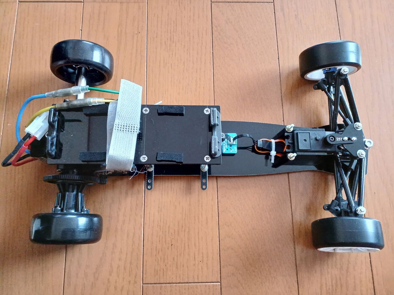 2024/3/20の作業：タミヤ F103GT ドリフトの製作⑤ : お父さんの作業部屋