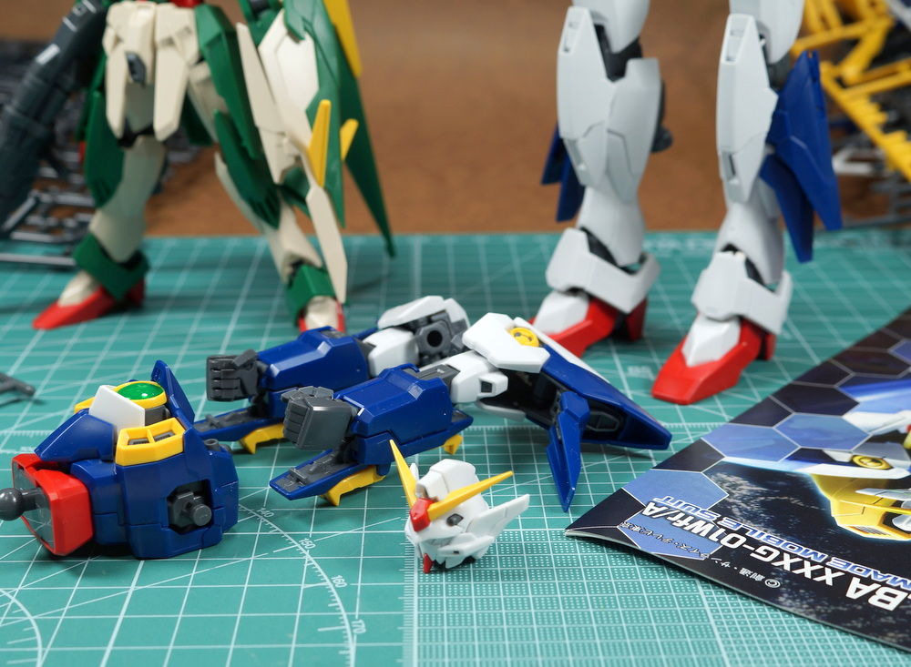 MG 1/100 フェニーチェリナーシタアルバ 製作01 開封～パチ組み開始